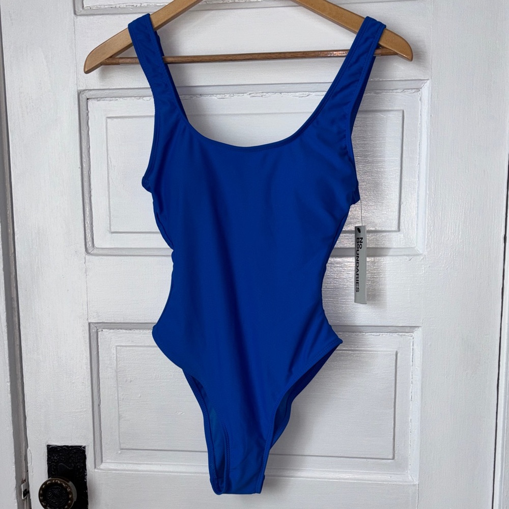 NO BOUNDARIES ONE PIECE SWIMSUIT